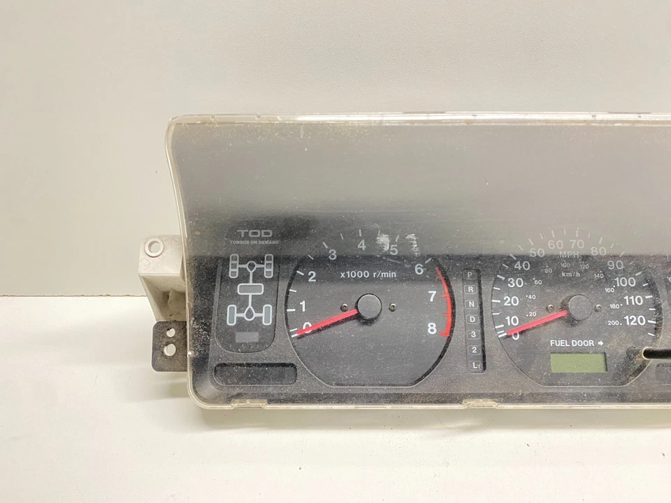 ISUZU TROOPER INSTR 2000-2001 velocímetro clúster millas 184168 OEM, 257-61265 Foto 2 de 4