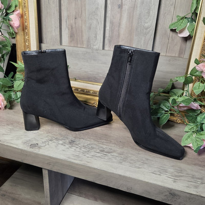 Stuart Weitzman Black Stretch Ankle Boots Square Toe Block Heel Size 6 N