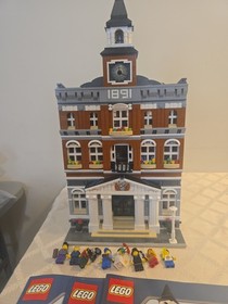 LEGO Town Hall Modular Creator Set (10224) w/ Instructions 100% Complete!!!