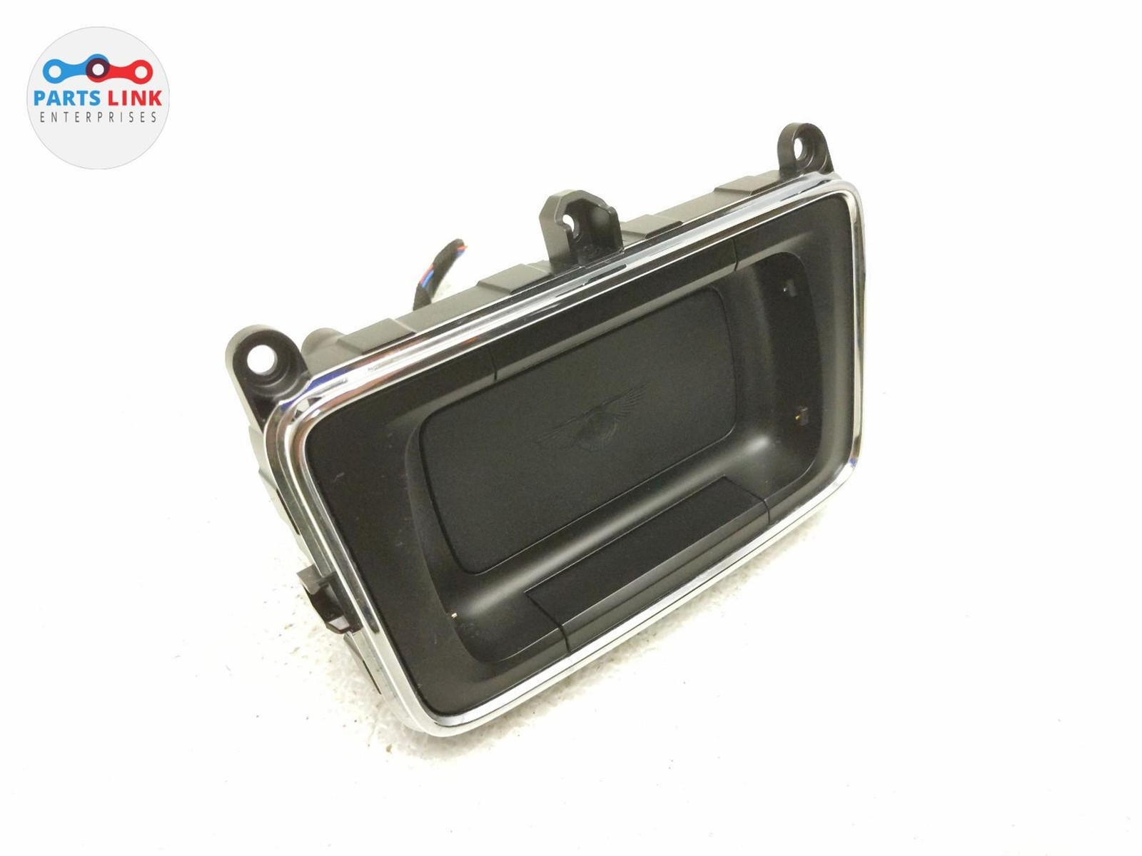 2016-20 BENTLEY BENTAYGA REAR CONSOLE REMOTE CONTROL PAD DOCK CRADLE w/ HARNESS
