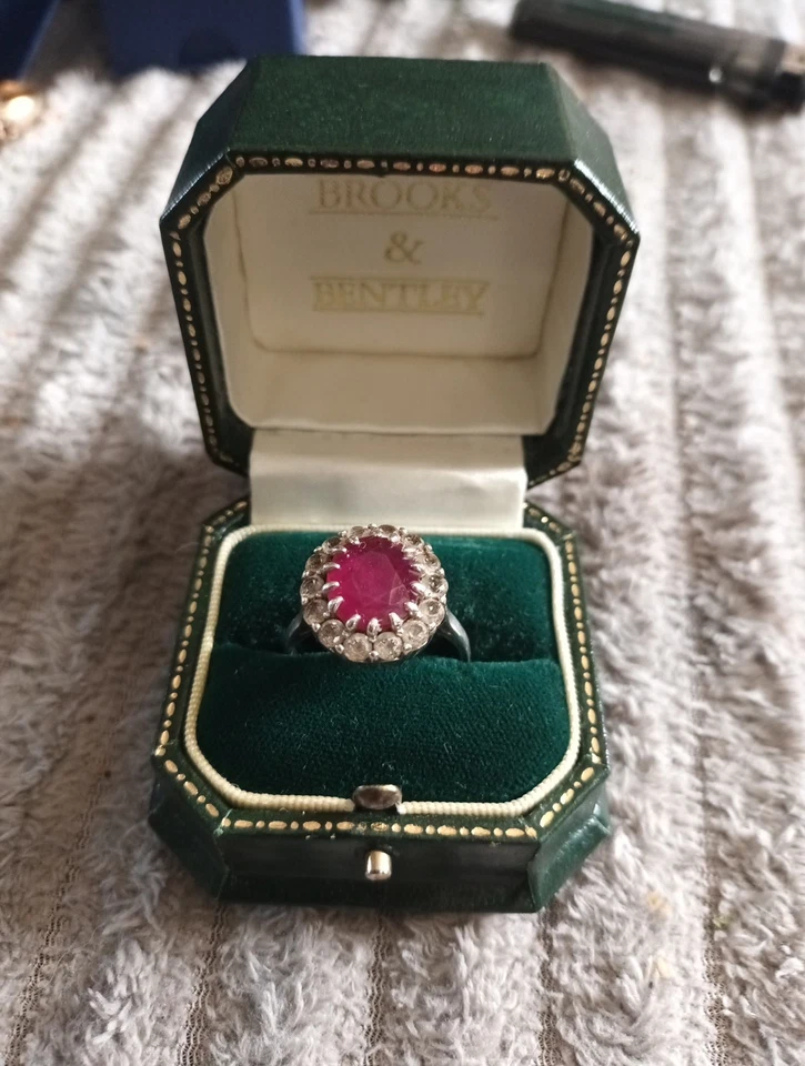 Sterling Silver 925 Ring With Ruby - Image 2 of 3