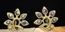 vintage mid-century modern flower spray clip-on earrings