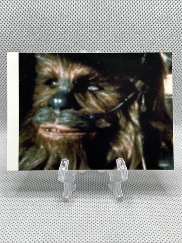 2022 Topps Chrome Sapphire Star Wars Luke Checks Out His New Droid #14 - Picture 2 of 7