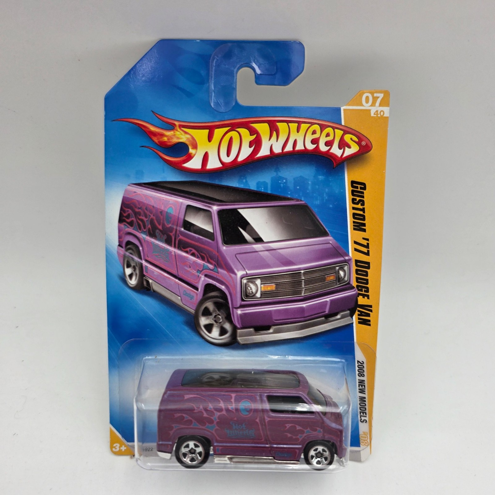 Hot Wheels Custom 77 Dodge Van Purple Carded 2008 New Models 07/40 Diecast
