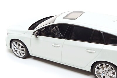 DNA Collectibles 1:18 Volvo V60 T6 AWD Polestar Engineered