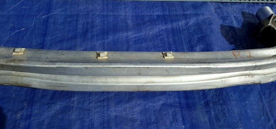 2006-2010 Audi A8 Quattro S8 Front Bumper Reinforcement Impact Bar Rebar OEM Foto 2 de 4