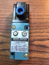 MICRO SWITCH/HONEYWELL LIMIT SWITCH PVB0100AA (TA22SG)