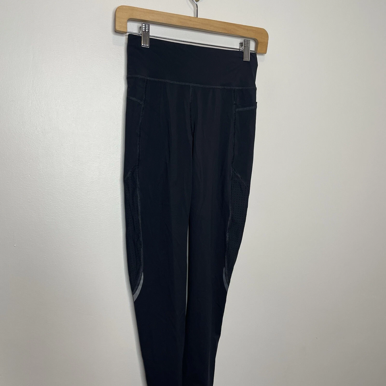 sweaty-betty zero gravity full length laser cut workout leggings