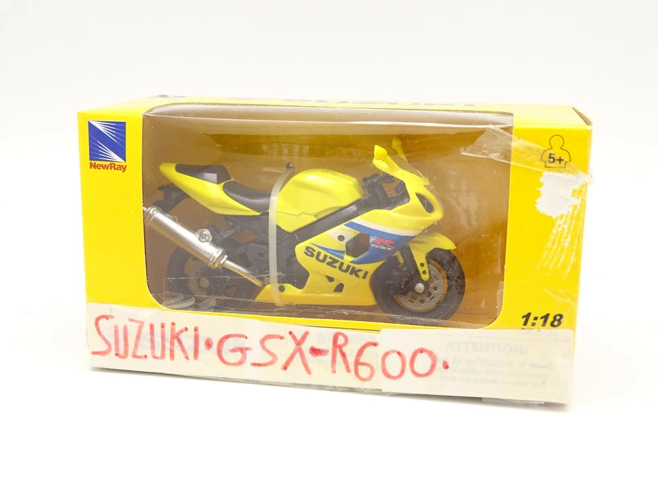 New Ray 1/18 - Moto Suzuki GSX R600 - Photo 1/1