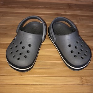 toddler white crocs