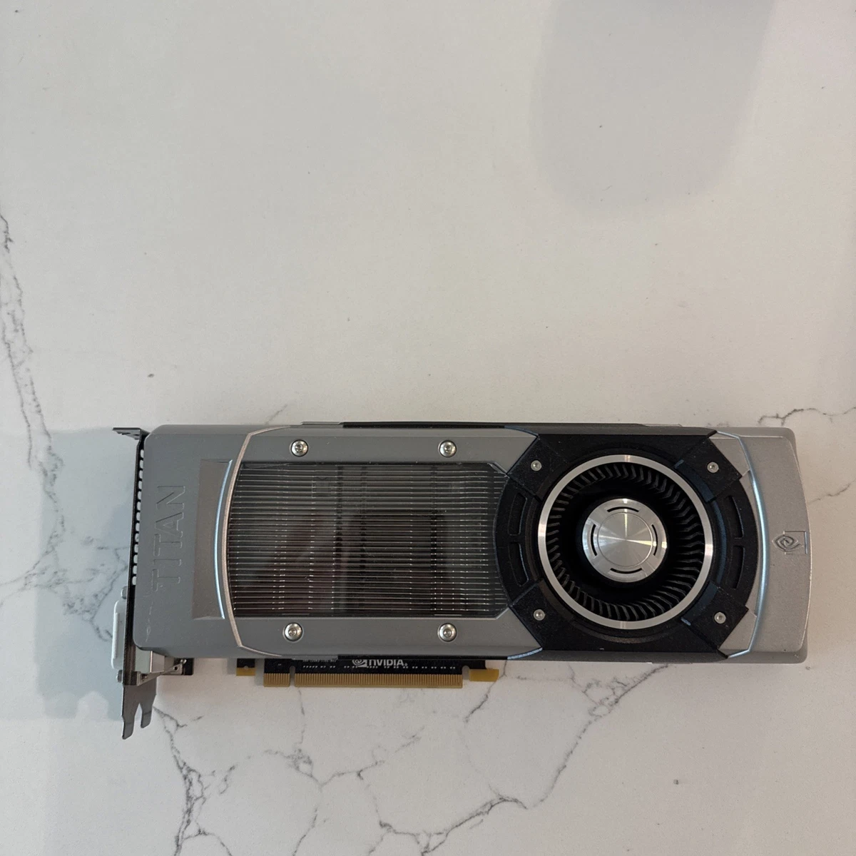 Preços baixos em Nvidia GeForce GTX Titan Black 6GB Placas