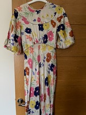 Asos Maxi Floral Dress Size UK 8 Wide Short Sleeves Round Neckline