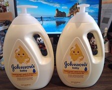  TWO BOTTLES, 68 TOTAL OUNCES JOHNSON'S BABY WASH  BABY SHAMPOO PARABEN FREE