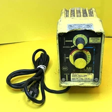 LMI MILTON ROY A771-155S 120VAC 1.40A METERING PUMP DIAPHGRAM AUTO/MANUAL STROKE