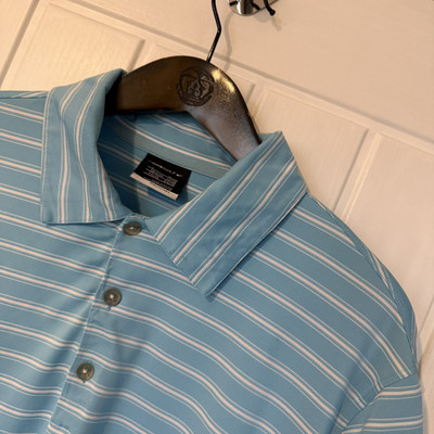 Hellblau weißes Nike Golf Poloshirt - Größe L 42/44 Fit Dri