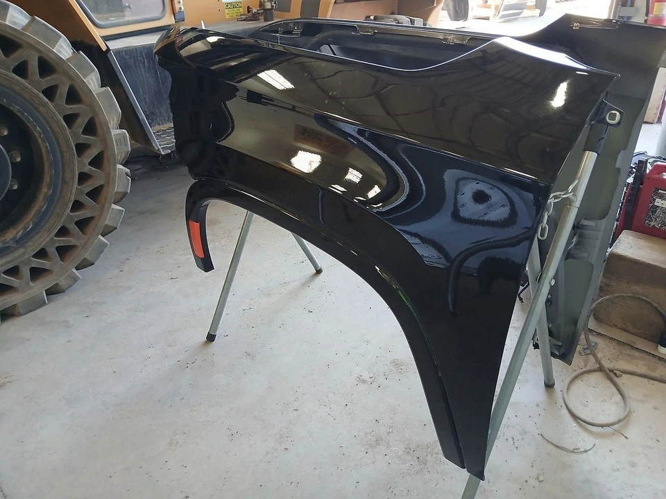 Jeep Grand Wagoneer 2025 guardabarros izquierdo conductor 3102791 Foto 4 de 4