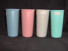 TUPPPERWARE 9 Oz PASTEL COLORS TUMBLERS #116 Set of 4 GLASSES CUPS STACKABLE