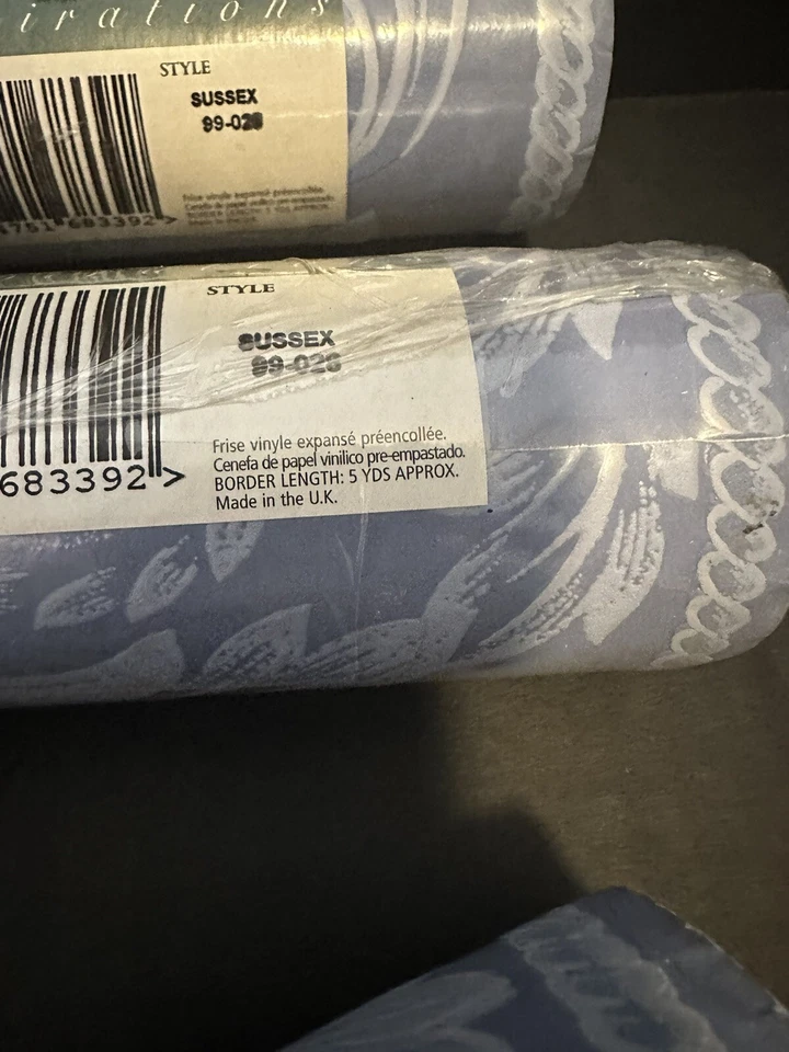 (3) Vintage Wallpaper Kitchen And Bathroom Inspirations Blue And White Sussex - Image 4 of 4