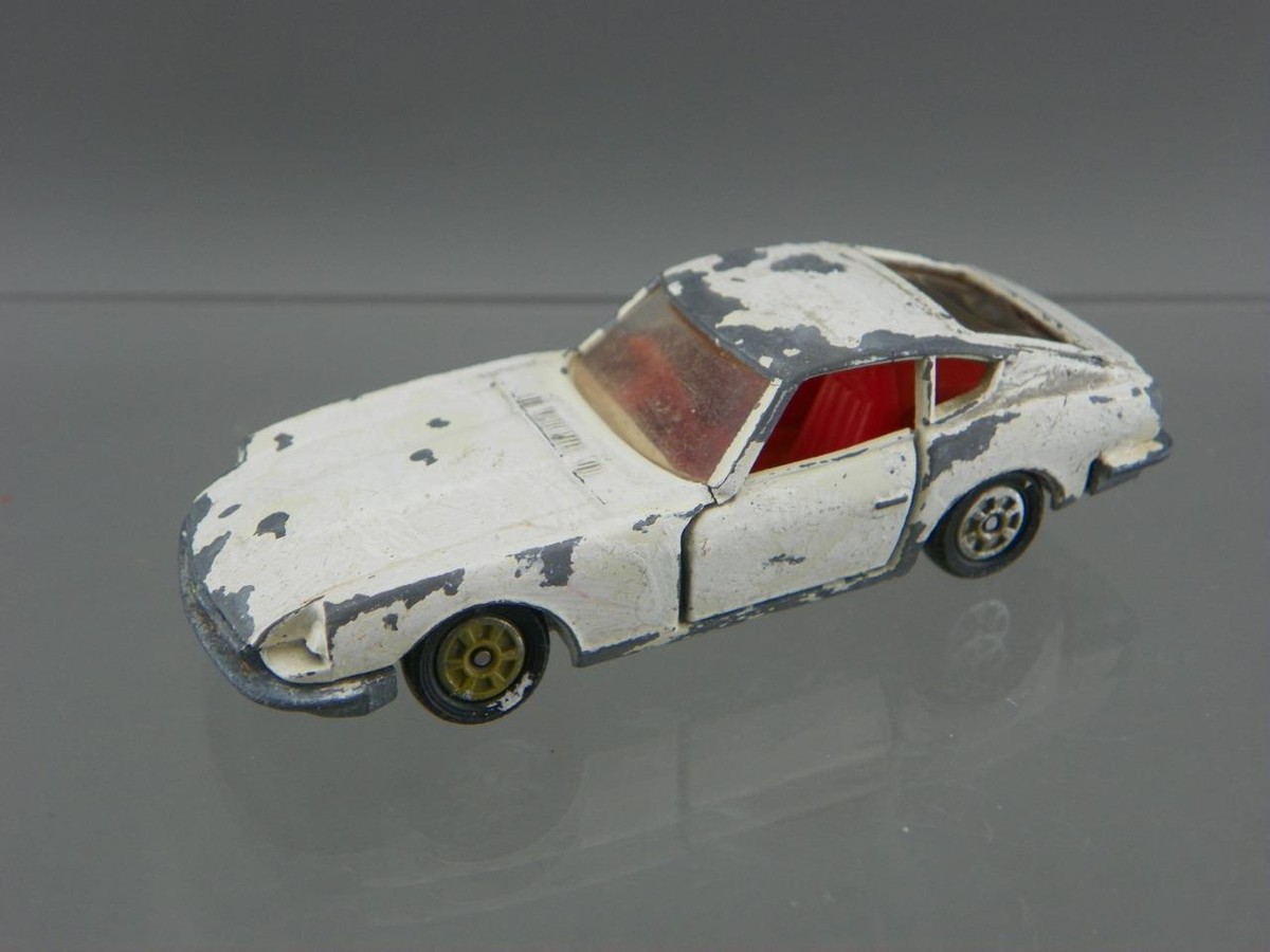 トミカ　NISSAN FAIRLADY Z432 NO.6 s-l400.jpg