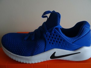 nike free trainer v111