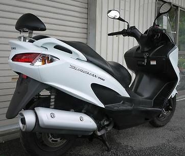 SUZUKI BURGMAN 200 UH200A CH41A RADIATOR CUSHION, RADIATOR LOWER