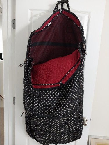 Vtg Vera Bradley Hanging Garment Bag Black W/Red Trim And Lining Quilted EUC - Picture 4 of 8