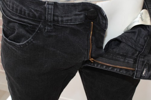 Pantalones de mezclilla para hombre Wrangler W36 L32 36R cónicos negros elásticos BRYSON ajustados ajustados - Imagen 3 de 21