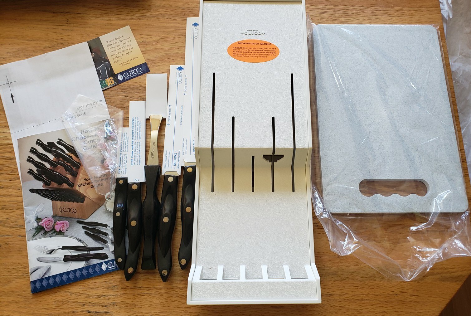 New Cutco Set 4 Knives, 1 Meat Fork, Drawer Holder