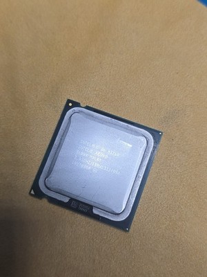 INTEL XEON X3360 SLB8X - 2,83GHz / 12M / 1333MHz / 05A - Sockel LGA775