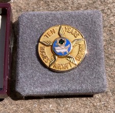 Vintage Hughes Aircraft 10 Year 10K Solid Gold Enamel Service Pin w Case