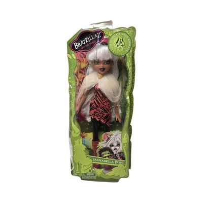 MGA Entertainment Bratz Bratzillaz Glam Gets Wicked Sashabella Paws Doll 