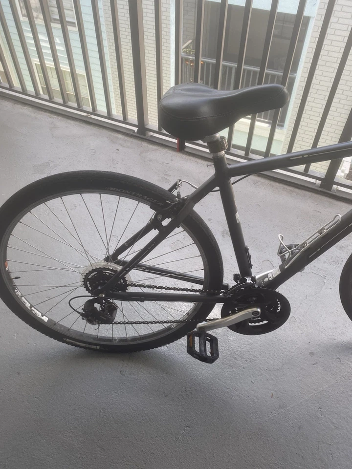 Bicicleta híbrida Trek serie 7.3 FX para mujer aluminio, alfa dorada, 53,3 cm Foto 2 de 4