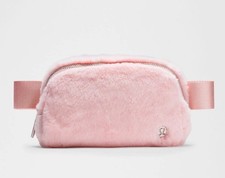 Nuevo AUTÉNTICO Bolso Cinturón Lululemon Piel Rosa Fresa Batido Felpa Vellón 1L