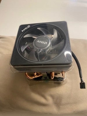 AMD  Lüfter CPU Wraith Prismen Kühler P / N: 712 - 000075 Rev : D RGB ***Neu***.