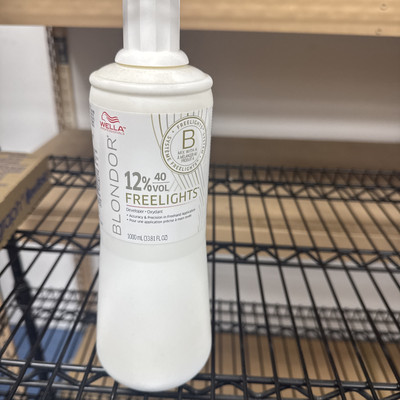 Wella Blondor Freelights Developer 12% 40 Volume, 33.8 oz