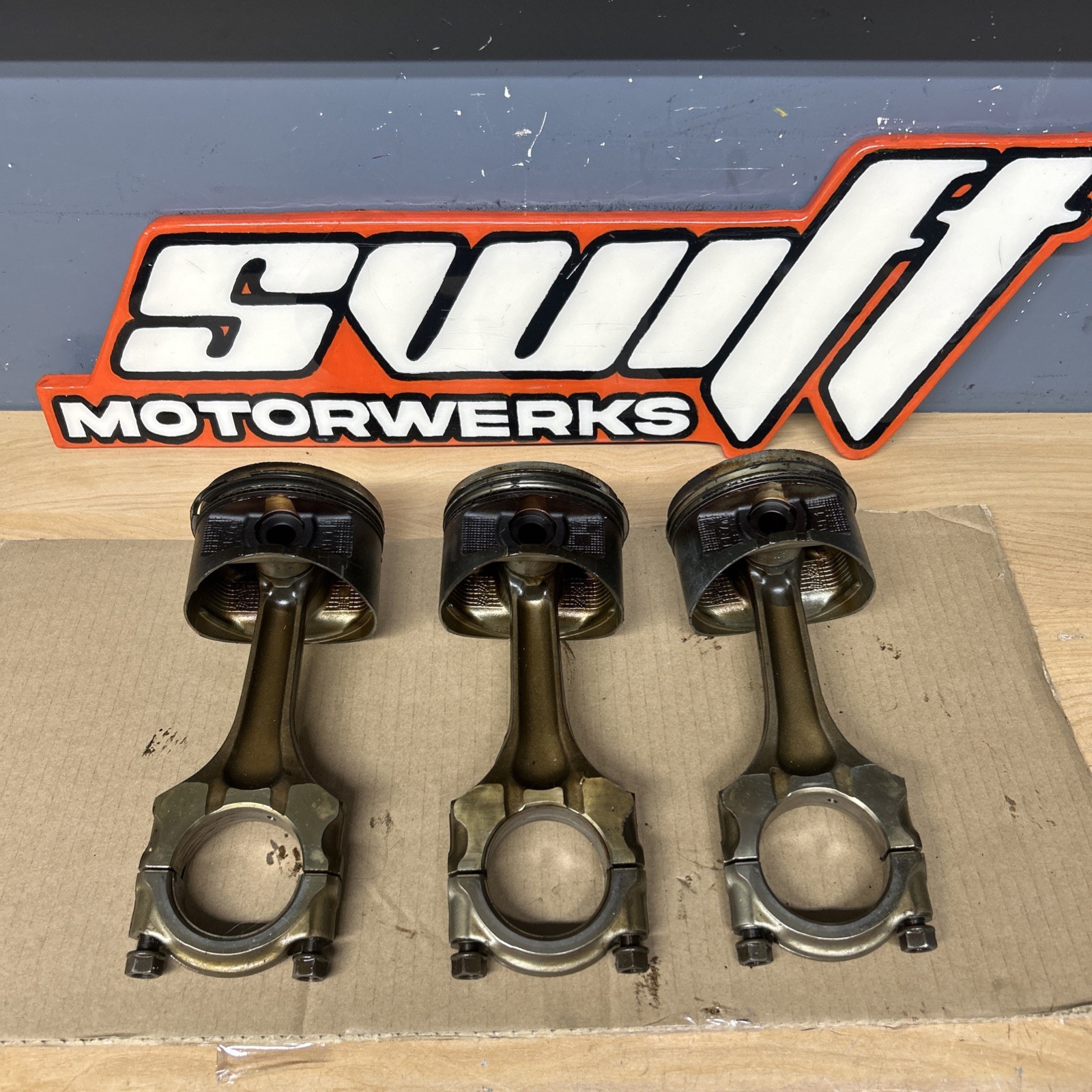 PISTON/RODS R/H ACURA NSX C30A1 1991-97 13220-PR7-A00 SET OF 3 CHECK DESCRIPTION