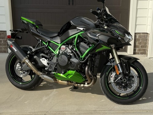 Scorpion Red Power Slip On Exhaust For A 2020-2025 Kawasaki Z H2