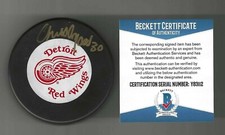 Chris Osgood Signed Detroit Red Wings Early Roookie Auto Trench Puck Beckett COA