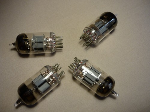 4pcs. 6N23P / 6Н23П = 6DJ8, E88CC Double triode. NEW. Voshod. SAME DATE III-1972 - Picture 4 of 4