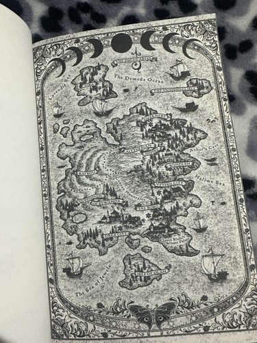 Lore Of The Wilds By Analeigh Sbrana. Fairyloot Exclusive Edition. Brand New. - Picture 17 of 17
