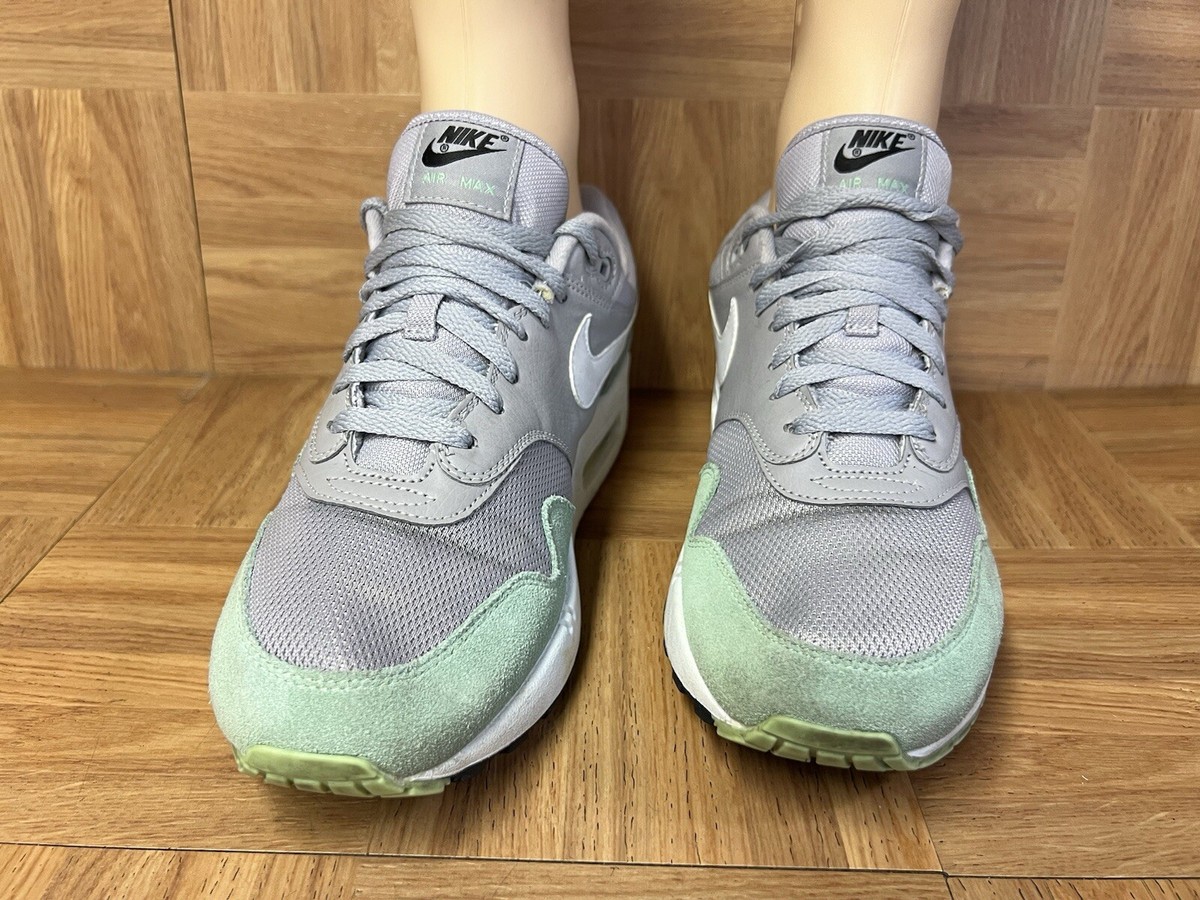 RARE🔥 Sz 11 - Nike Air Max 1 Atmosphere Grey Fresh Mint 2019 AH8145-015 Men's — product photo 4 of 10