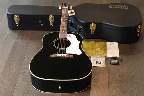 Gibson Custom Shop 60’s J-45 Original Acoustic Dreadnaught Guitar Black + OHSC