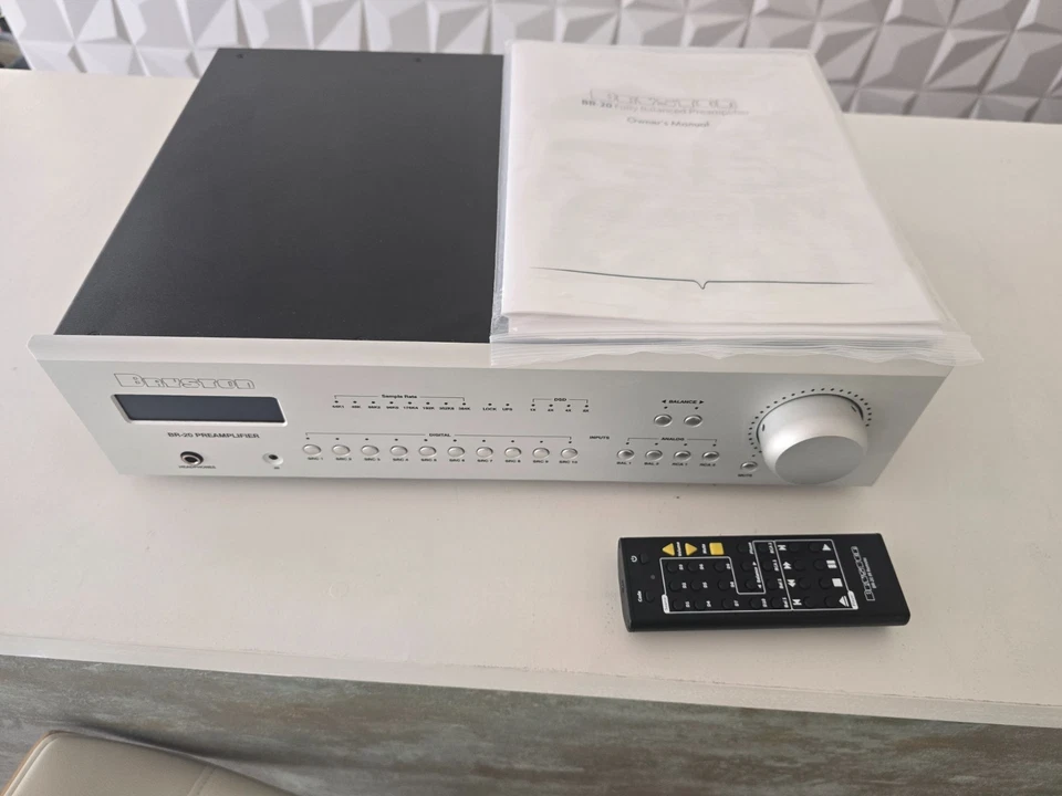 Preamplifer Bryston BR-20 DAC & Preamp Class A - Immagine 3 di 4