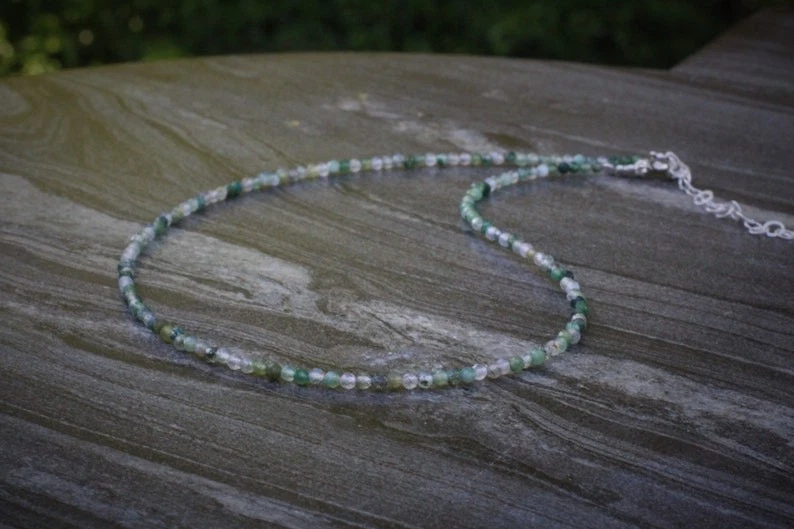 Collares de cuentas redondas facetadas de ágata musgo verde de 2-3 mm 32"" para hombres y mujeres Foto 4 de 4