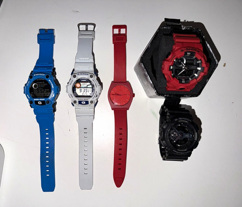 Casio G-SHOCK Lot of 5 Watches Mixed Colors Blue White Red Black Red/Black