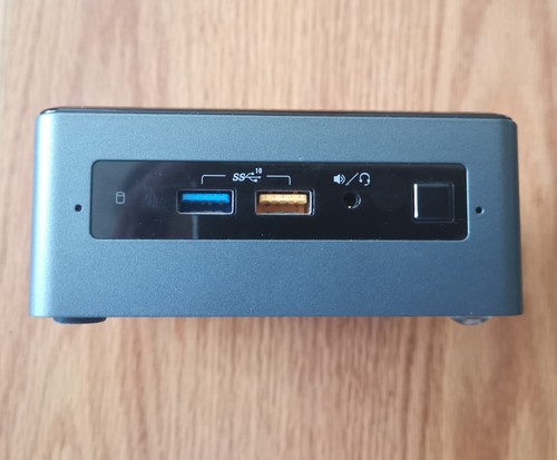 Intel NUC (Intel Core i7 8th Gen., 2.70GHz, 16GB) Desktop - BOXNUC8I7BEH1
