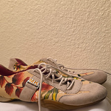 Michelle.K Women's Slip-On Sneakers 8.5 Multicolor Canvas, Round Toe, Casual