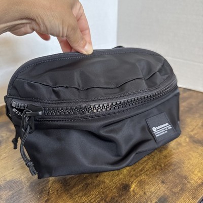 Lululemon All Day Essentials Belt Bag 2.5L Black 11 W X 7 H NEW LU9B13S Rare