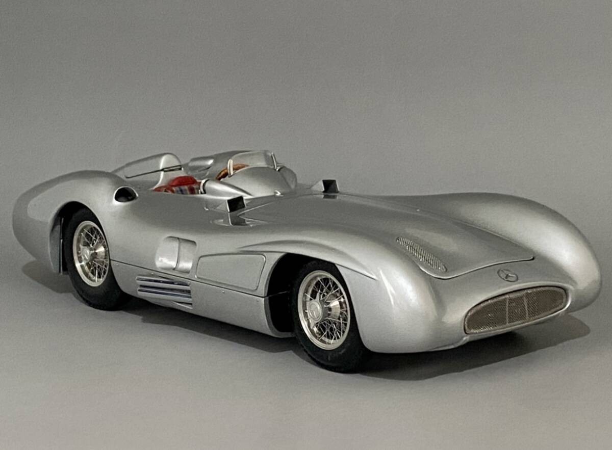 Cmc 1/18 Mercedes-Benz F1 W196R 1954/1955 Streamliner Body Cmc 1/18 Mercedes-Benz F1 W196R 1954/1955 Streamliner Body