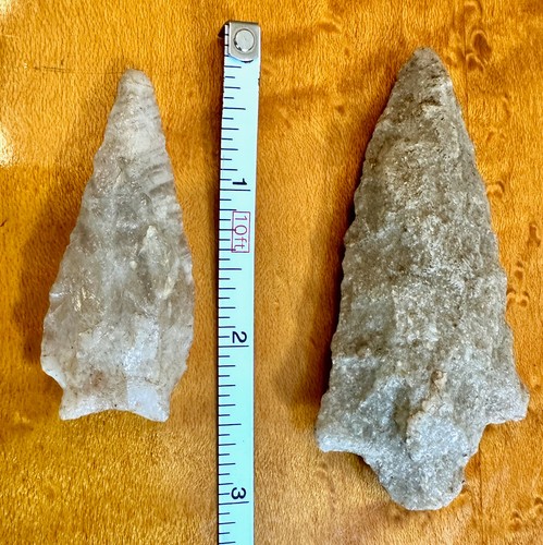Lot of 2 Indian Arrowheads, possibly from Tidewater Virginia